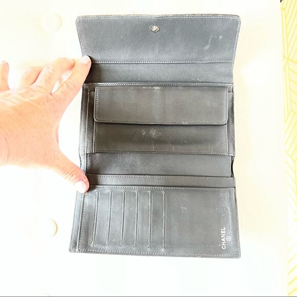 Chanel Vintage Tri Fold Patent Leather Wallet - Picture 6 of 15